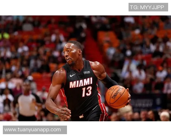 轻轻松松!阿德巴约11中4拿到18分7板5助3帽 轻轻松松!阿德巴约11中4拿到18分7板5助3帽